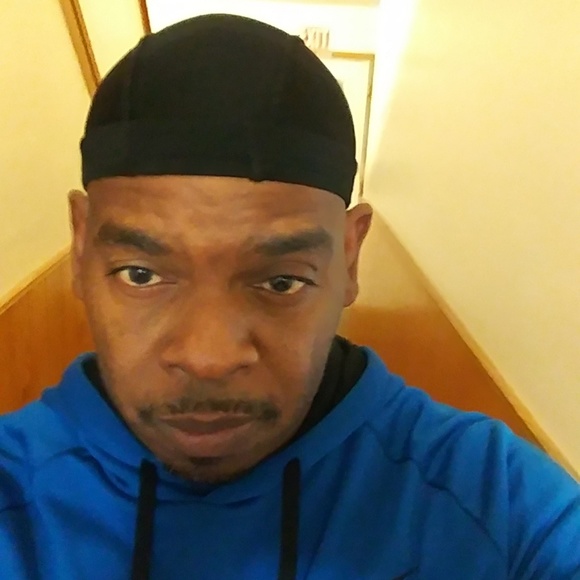 Meet your Posher, David - Picture 1 of 3